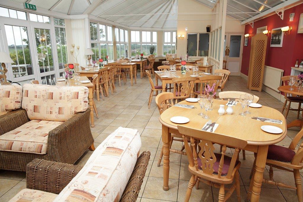 Lastra Farm Hotel Amlwch エクステリア 写真